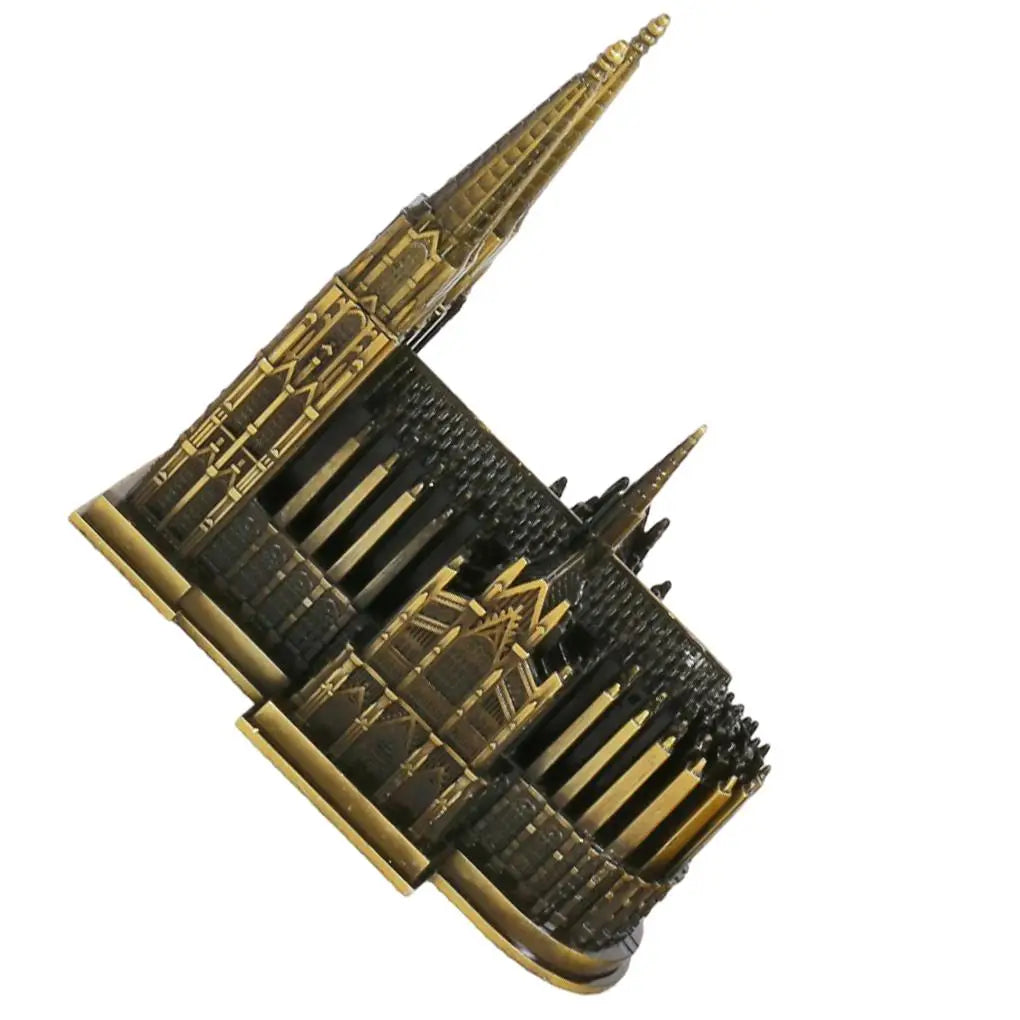 Cologne Cathedral Model Alloy Germany Landmark of the City Architecture Model Cologne Cathedral Craft Ornament 7x11.8x12.4 cm